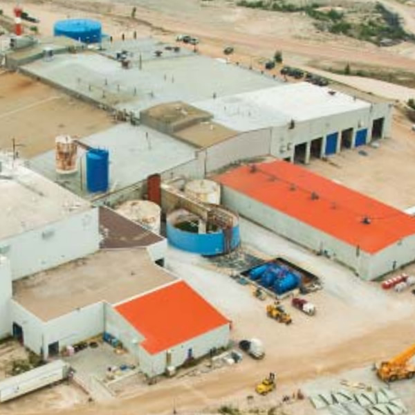 Installations d'un grand site minier de Cameco, au nord de la Saskatchewan